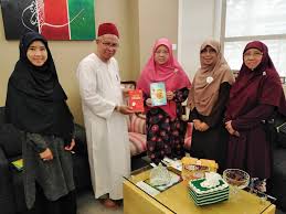 Jabatan perdana menteri tingkat 10, menara pusat islam, jalan perdana 50676 kuala lumpur wilayah persekutuan. Kunjung Hormat Ke Pejabat Mufti Wilayah Persekutuan Wanita Ikram Malaysia