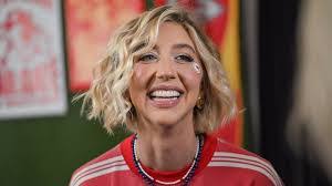 Hali Johnson's Instagram, Twitter & Facebook