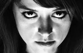 Crítica: 'Darling' (2015, Mickey Keating)