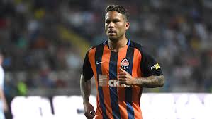 Зріст 174 см, вага 70 кг. Marlos Romero Bonfim Foto Video Biografiya Futbolista