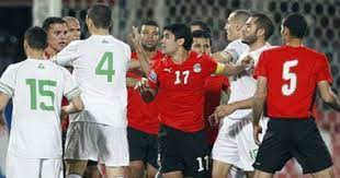 موعد مباراة مصر والجزائر ويلتقي منتخب مصر مع الجزائر في المباراة المقبلة يوم الأربعاء 23 يونيو فى الرابعة عصرا على ستاد القاهرة الدولي، فى الجولة الثانية بالمجموعة الأولي بدور المجموعات، وتنقل المباراة على الهواء. 5 Ù…Ø¨Ø§Ø±ÙŠØ§Øª Ù„Ø§ ØªÙ†Ø³Ù‰ Ù…Ø¹ Ø§Ù„Ø¬Ø²Ø§Ø¦Ø± ÙÙ‰ ØªØ§Ø±ÙŠØ® Ø§Ù„Ù…Ù†ØªØ®Ø¨ ÙÙ‰ Ø°ÙƒØ±Ù‰ Ø£Ù… Ø¯Ø±Ù…Ø§Ù† Ø§Ù„ÙŠÙˆÙ… Ø§Ù„Ø³Ø§Ø¨Ø¹