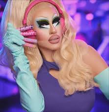 Trixie Mattel Does the UNTHINKABLE to Eric Trump — and the Internet Can't  Stop Talking About It... 👇