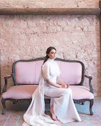 Pakistan magazine, shot in istanbul, turkey. Esra Bilgic Aka Halime Hatun Sizzles In This Latest Photoshoot For A Pakistani Magazine Trendinginsocial Com Latest Entertainment Fashion Technology Business Travel Sports News