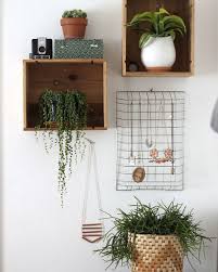 Diy Grille Grillage Porte Bijoux Deco Caisse De Vin Deco Idee De Decoration