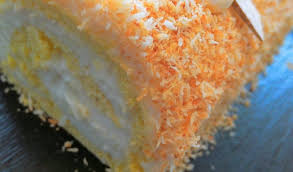 Buche De Noel Facon Mont Blanc Je Cuisine Creole Recipe Food Biscuits Desserts