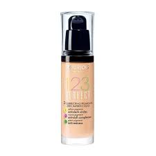 Si tu piel no tiene muchas imperfecciones, huye del efecto máscara de las bases más densas y quédate con las que dejen un acabado invisible. Las Mejores Bases De Maquillaje Para El 2020 Stylelovely
