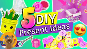 Bagi yang tak tahu nak bagi hadiah apa sempena hari guru, boleh ambil idea bookmark dibawah untuk. 5 Diy Yang Semua Orang Akan Suka Idea Hadiah Untuk Semua Orang Buat Sendiri Hadiah Yang Senang Youtube