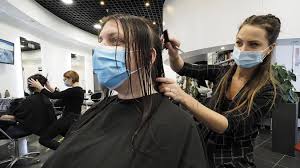 Le métier de coiffeur mélange relationnel, dextérité, de la technique et une grande connaissance dans l'hygiène et les soins apportés aux cheveux des clients. Coiffeur Tabac Ou Halteres Les Sambriens Anticipent Un Nouveau Confinement
