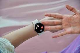 Jun 12, 2021 · samsung galaxy z fold 3, galaxy z flip 3, galaxy watch 4, and galaxy watch active 4 could be launched at a galaxy unpacked event on august 3, according to new leaks. M7rzi0w3oyi2lm