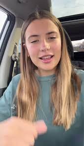 Allison Shuck's Instagram, Twitter & Facebook