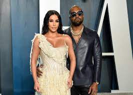 Kim kardashian is the star of the reality show 'keeping up with the kardashians' and businesswoman, creating brands such as kkw beauty, kkw fragrance and skims. Kim Kardashian Kanye West Divorce They Agree On Joint Custody