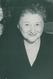 PHOTOGRAPH: DORIS CLARKSON WITH PARENTS FLORENCE AND ARTHUR RUSSELL