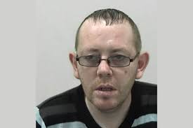 Brute jailed for holding partner at knifepoint