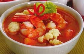 Anda bisa menyajikan sop udang di saat di rumah anda ada acara yang kiranya mengundang banyak tamu, sajikan sop udang sebagai bahan pelengkap. Resep Dan Cara Membuat Sup Udang Tomat Paling Enak Gingsul Com
