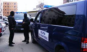 Garda de coastă a inițiat procedura de ocuparea a 78 posturi vacante de ofițeri și agenți de poliție de frontieră, prin concurs, prin încadrare directă sau reîncadrare a ofițerilor, începând de ieri, în vederea completării. Angajari La Politia De Frontiera 73 De Posturi Scoase La Concurs De Itpf Sighetu Marmatiei Ziarmm
