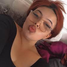 My mom's cars gone bust she needs for work anything around £600 available  around Wolverhampton please? X