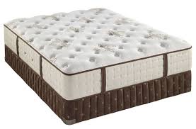 Stearns And Foster Lily Rose 13 5 Luxury Plush Stearns And Foster Mattress Mattress King Mattress Set