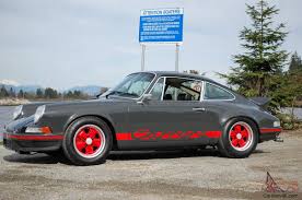 Typical for a porsche, the engine was placed in the trunk and it had 96 kw that were unleashed by a v6 engine. Porsche 911 Rs For Sale