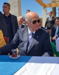 Haberturk On Twitter Mhp Lideri Devlet Bahceli Antalya Programinin Yorgunlugunu Sahilde Cay Icerek Atti Fotograf Bahceli Nin Instagram Hesabinda Yayinlandi Https T Co Q0dlgzap5q Https T Co Iiwc26vtea