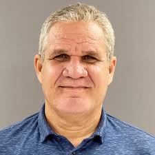 Cayman: Flynn Bush retires from the Department of Sports