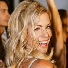 Congratulations to Shannon Bishop, with Medical Records for receiving the  #ExtraMileAward! "In her leadership role of the department, Shannon is  truly devoted to making sure everything functions smoothly every day. She is