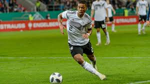 Moncler monaco trainer in white. Henrichs Reist Vorzeitig Zum As Monaco Dfb Deutscher Fussball Bund E V