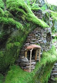 Another View Of The Emerald Moss Faerie House Courtesy Of The Artist Sally J Smith Fairy Tree Houses Fairy Garden Houses Fairy Houses
