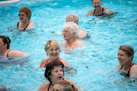 Opened in 1964 this outdoor pool is attached to a campsite, for those who really love being at one with the elements. Droitwich Spa Lido 2021 All You Need To Know Before You Go With Photos Droitwich Uk Tripadvisor