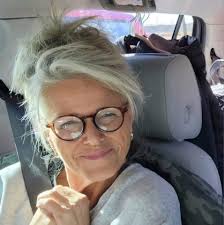 Lizzo dressed as Ozempic for Halloween 🎃 The singer, who has recently  shown off her staggering weight loss, also poked fun at a South Park  episode which mocked her weight.