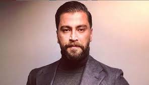 محمد حداقي من بقعة ضوء 13. Ù…Ø¹ØªØµÙ… Ø§Ù„Ù†Ù‡Ø§Ø± ÙŠÙ†Ø³Ø­Ø¨ Ù…Ù† Ø¨Ø§Ø¨ Ø§Ù„Ø­Ø§Ø±Ø© Ù„Ù‡Ø°Ø§ Ø§Ù„Ø³Ø¨Ø¨