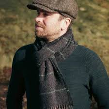 Scarves & Capes Archives