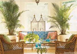 Some carefully chosen standout items get the attention they deserve in this bright, colorful florida home. Florida Home Style Florida Interior Design