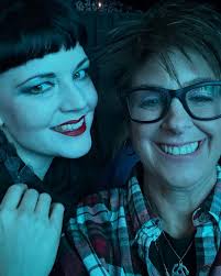 Tracy Young (@djtracyyoung) • Instagram photos and videos