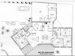 Plan De Maison Vienne 86 J Ai Trouve Ce Plan Sur Ce Site Que Je Trouve Pas Mal Et Qui Regroupe T Plan Maison Plain Pied Plan Maison Plan Maison 4 Chambres