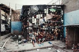 However, hospital capacity still needs to be increased. Photos Document Inhumane Prison Cages Housing Members Of El Salvador S Two Largest Gangs Polizeistation Bilder Kafig