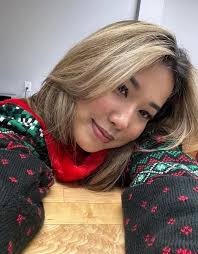 Khuaitizuu & Ngun Ceu Cung😘 phun dang loin mu. Hla a chuak zau lai😘 Kan i  ngahhlang bak hi.