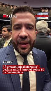 Os fenômenos que hoje atingem as residências e vias dos Flexais, em Maceió,  como rachaduras e afundamento do solo, estão associados à mineração  promovida de forma irregular pela Braskem ao longo de