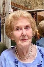 Mayra Healy's Instagram, Twitter & Facebook