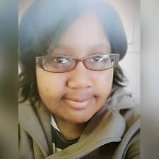 Amazon.com: Complicit: A Novel: 9781250044600: Kuehn, Stephanie: Books