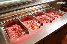 拍历史是件挺难的事情 尤其是要艺术与商业结合 是为史诗电影 稍不留神 就成了吃力不讨好的事情。 《蒙古王》这个片 历时四年 还在中国新疆待了数月 浅爷与孙红雷的合作 把人十足吊大了胃口 加上之前《苍狼》仓促出击 恶评如潮 便对浅野忠信版本的成吉. æˆå‰æ€æ±—è'™å¤çƒ¤è‚‰è¶…å€¼å„ªæƒ æ–¹æ¡ˆ Gomajiå¤ éº»å‰