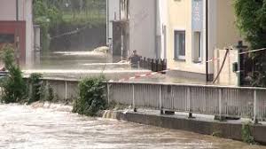 Es sind so viele tot hochwasser in sinzig. 02 06 2016 Hochwasser Im Kreis Ahrweiler Youtube