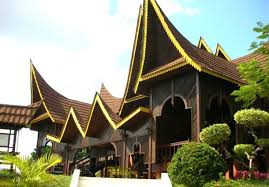 The museum itself built using minangkabau architecture. Negeri Sembilan Azuki Tours