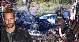 Actorul american paul walker a jucat în peste 30 de filme, cele mai cunoscute roluri ale sale fiind în peliculele „varsity blues (1999) şi. RÄƒsturnare De SituaÈ›ie In Cazul MorÈ›ii Lui Paul Walker Detalii Cumplite Despre Secundele Ce Au Urmat Accidentului Special Arad Ultimele È™tiri Din Arad