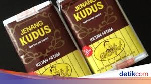 Caranya cukup mudah anda bisa membuatnya di rumah sebagai makanan di pasar2 tradisional pasti banyak yg jual aneka jenang begini yakenyil2 manis gurih. Ke Kudus Jangan Lupa Beli Jenang Dan Mampir Ke Museumnya Ya