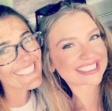 Kacey Skye Benzel and Justin Kula's Wedding Website