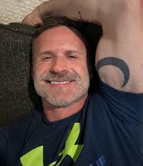 Great hanging with Everly Taylor @everlytaylor6 this weekend. 🩵 If you  want a copy of As Gods Fall you can order here:  https://books2read.com/AsGodsFall