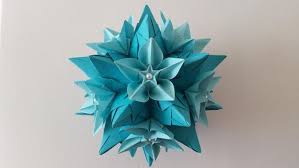 Esta mandala foi criada na madrugada de 06 para 07 de junho de 2012!!! Kusudama Carambola In 2021 Origami And Kirigami Modular Origami Ribbon Art