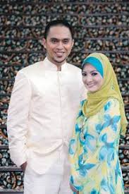 Ustazah nur farhana ibrahim yang dilaporkan hilang di balik pulau sejak 14 januari lalu, ditemui dalam keadaan selamat, hari ini. Nikah Cinta Pernikahan Dan Kehidupan Halaman 20