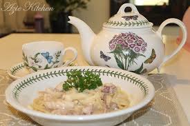 Spaghetti alla carbonara is a relatively modern roman dish made by tossing hot pasta with guanciale, and a mixture of eggs, cheese, and black pepper. Spaghetti Carbonara Kegemaran Aween Azie Kitchen