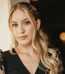 Clarinetist: Lauren Enos